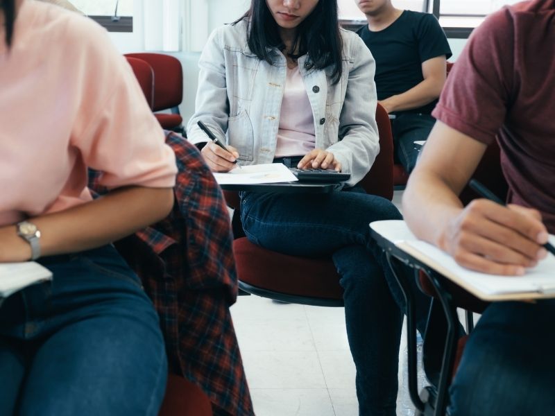 Le prêt études : un coup de pouce pour votre avenir